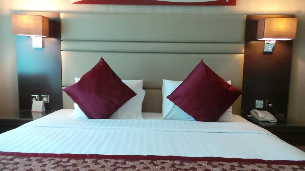 Xclusive Casa Hotel Apartments Dubai 3*,