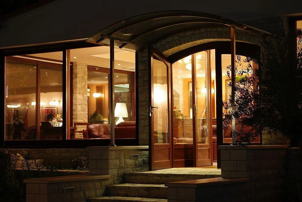 Xclusive Casa Hotel Apartments Dubai 3*,