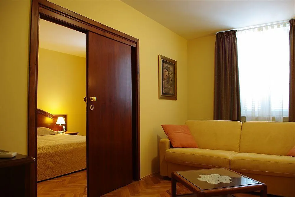 Xclusive Casa Hotel Apartments Dubai Aparthotel
